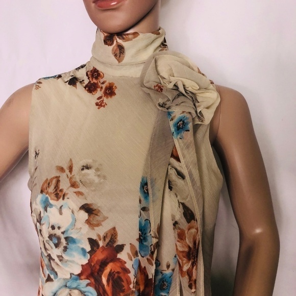 Zara | Sleeveless Floral Dressy Tunic Blouse - Picture 3 of 8
